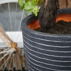 Capi Pot à fleurs Nature Row Élégant bas 36 x 47 cm Anthracite KRWZ782 -Pots & cache-pots Soldes 2022 image 3 424278